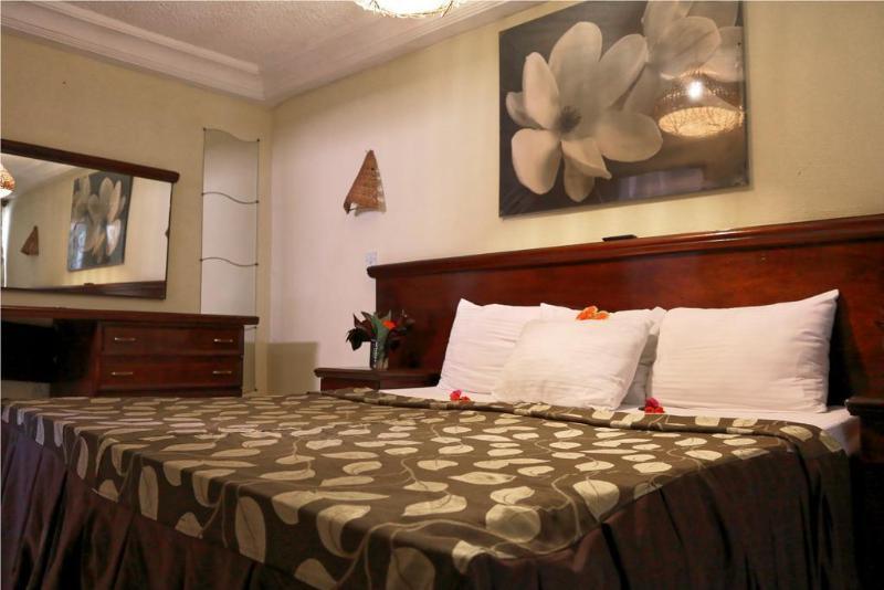 Bungalow Beach Hotel Serrekunda Eksteriør bilde