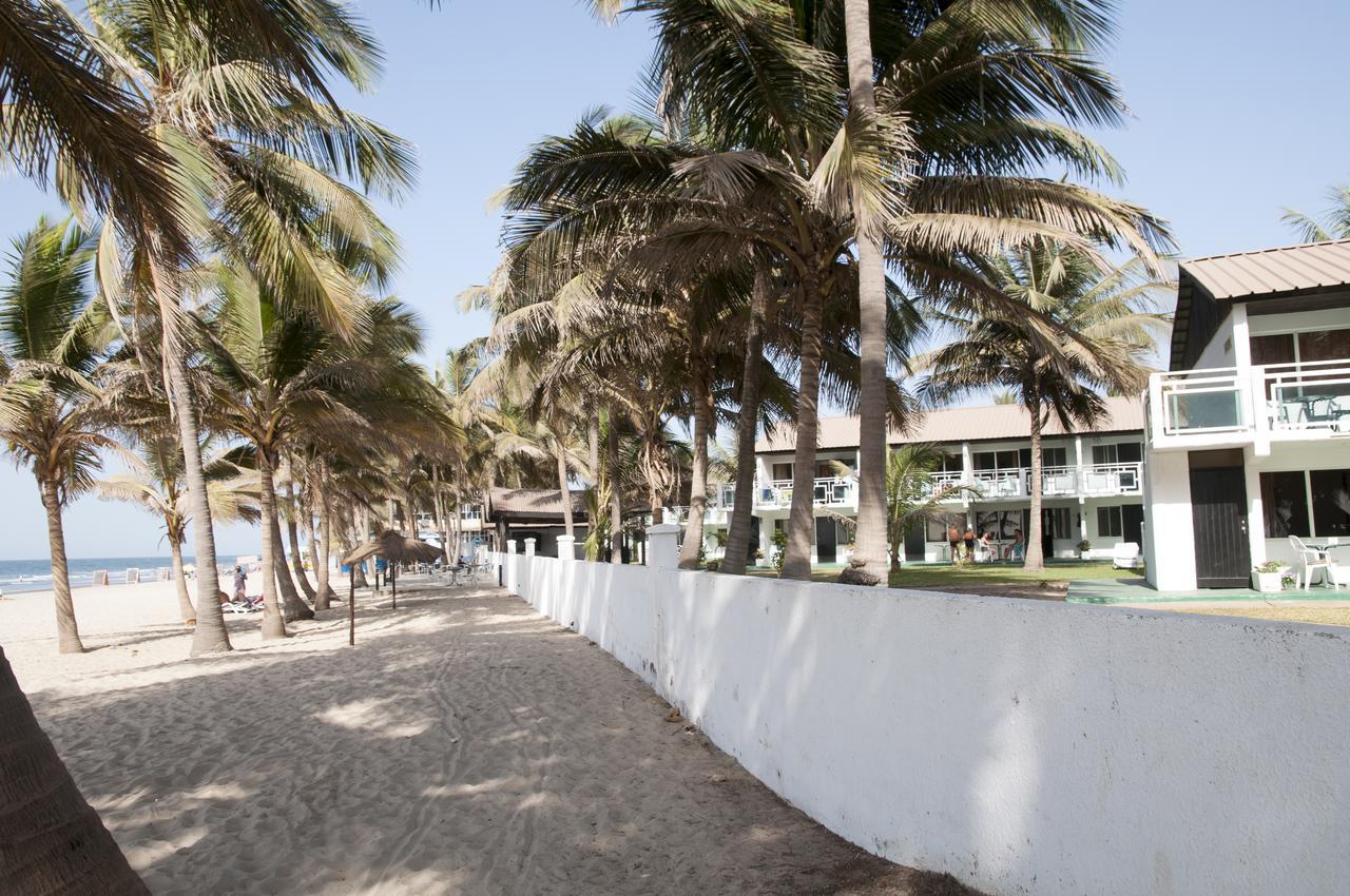 Bungalow Beach Hotel Serrekunda Eksteriør bilde