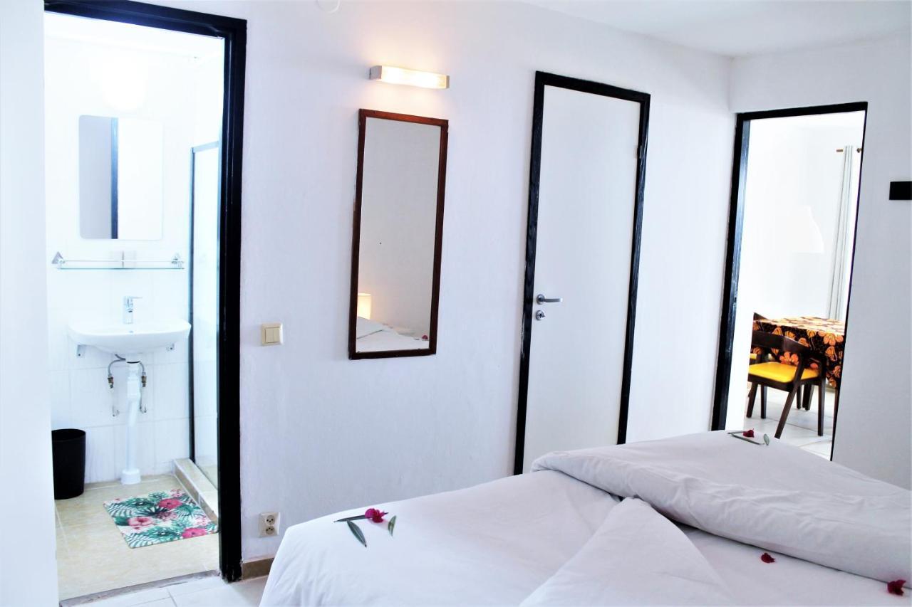 Bungalow Beach Hotel Serrekunda Eksteriør bilde